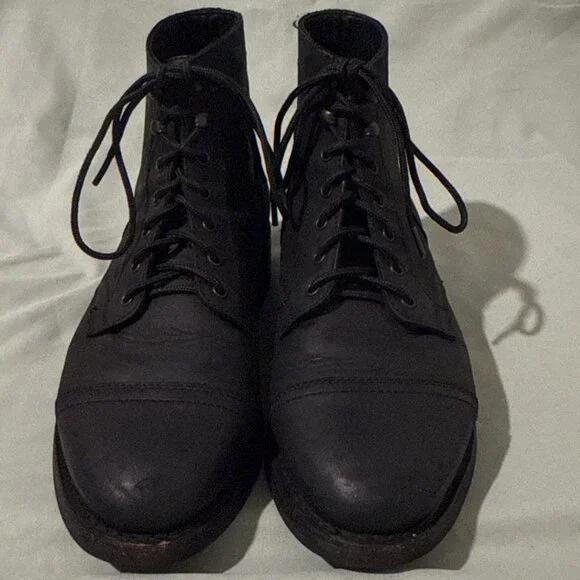 Thursday Boots - Captains 9 wide US - Picture 2 of 9